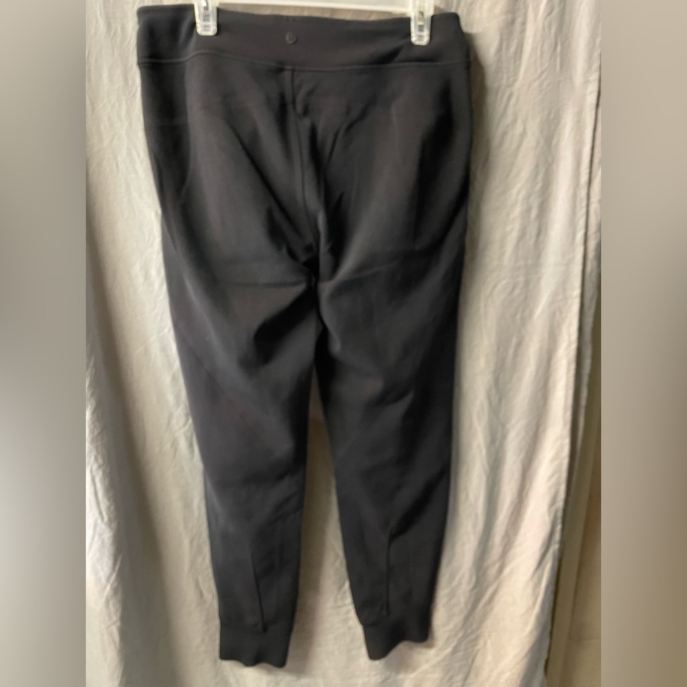 Lululemon women’s joggers size L - Picture 2 of 5
